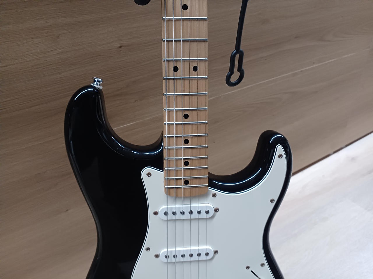 SQUIER AFF STRAT MN WPG Electric Guitar Stratocaster Type