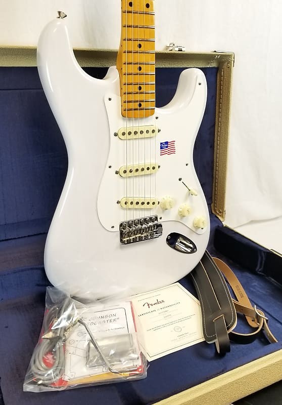 Fender Eric Johnson Stratocaster Electric Guitar, Maple Fretboard , White Blonde