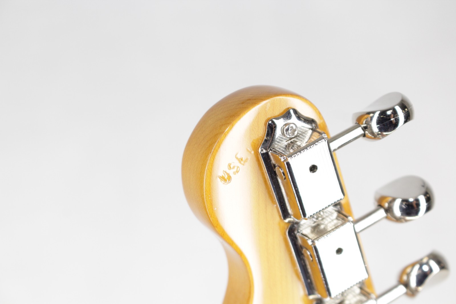 FSR Squier Classic Vibe Custom Tele Bigsby Electric Guitar – Aztec Gold