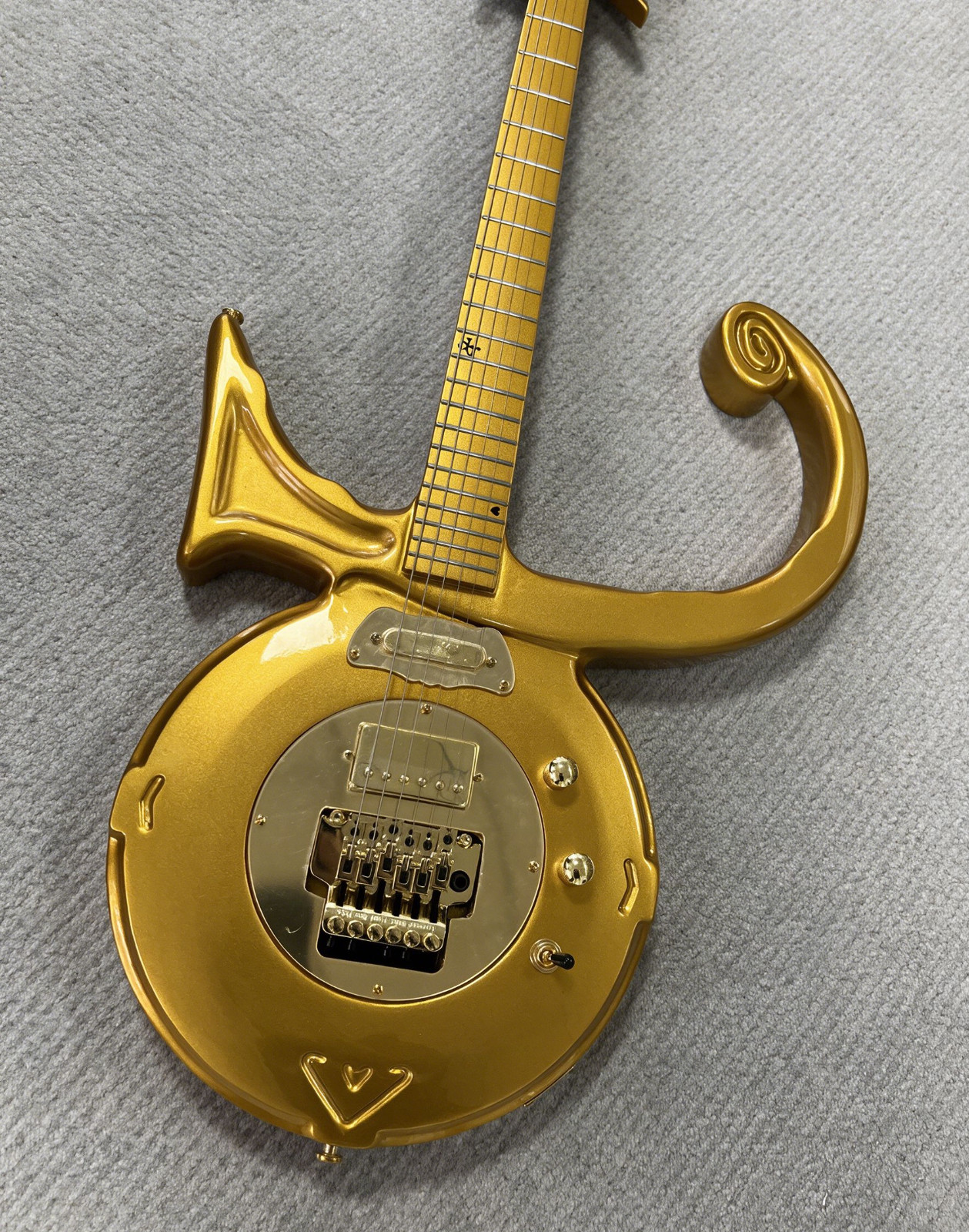 US Warehouse Gold Prince “Love Symbol” Electric Guitar Gold Hardware HH Pickups