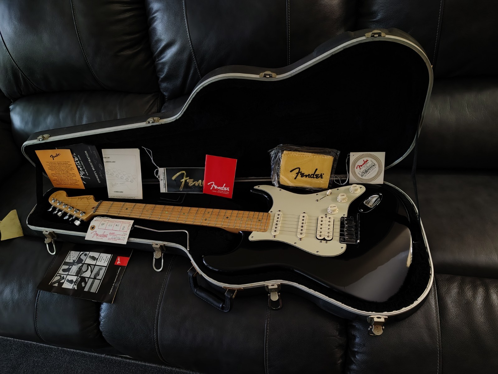 2002 Fender American Deluxe Stratocaster Black Fat Strat *UNPLAYED*