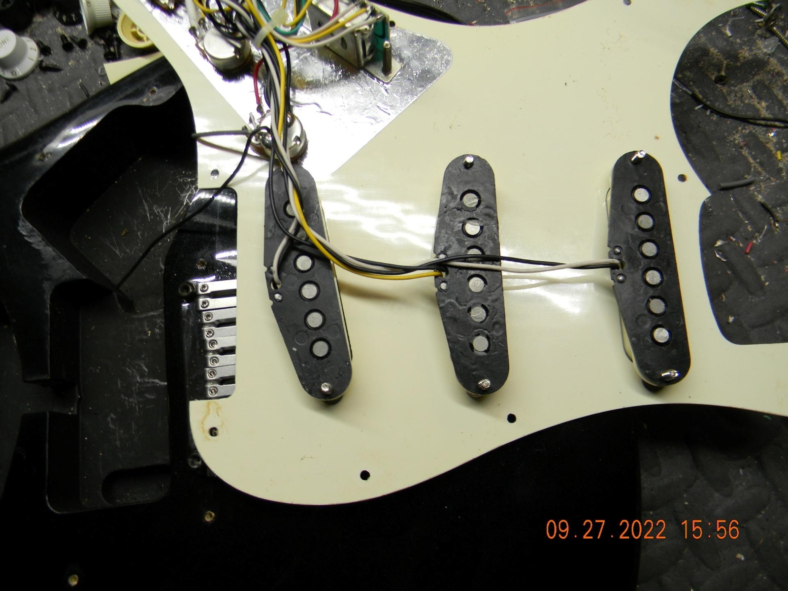 Squier Standard Series Strat , Alnico’s, Custom Wiring, Capacitor Upgrade, Nice