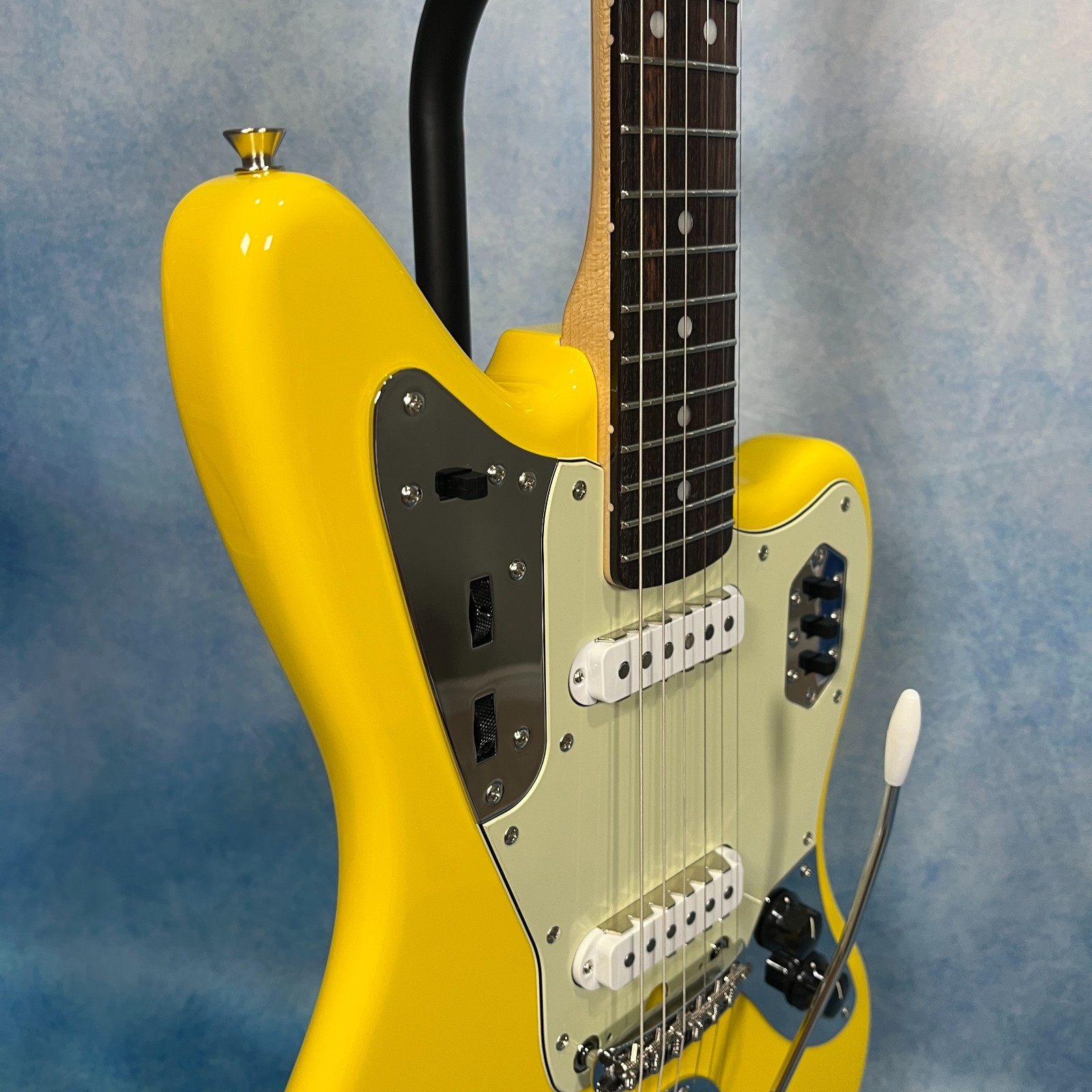2026 Fender Jaguar Graffiti Yellow MIJ FSR Made in Japan Traditional 60s
