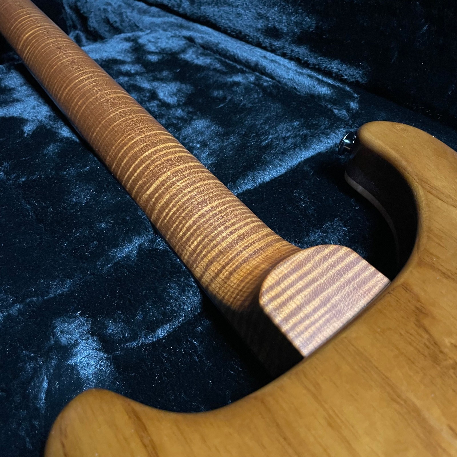 PRS Core Studio 10-Top, Ash Body – Flame Maple Neck