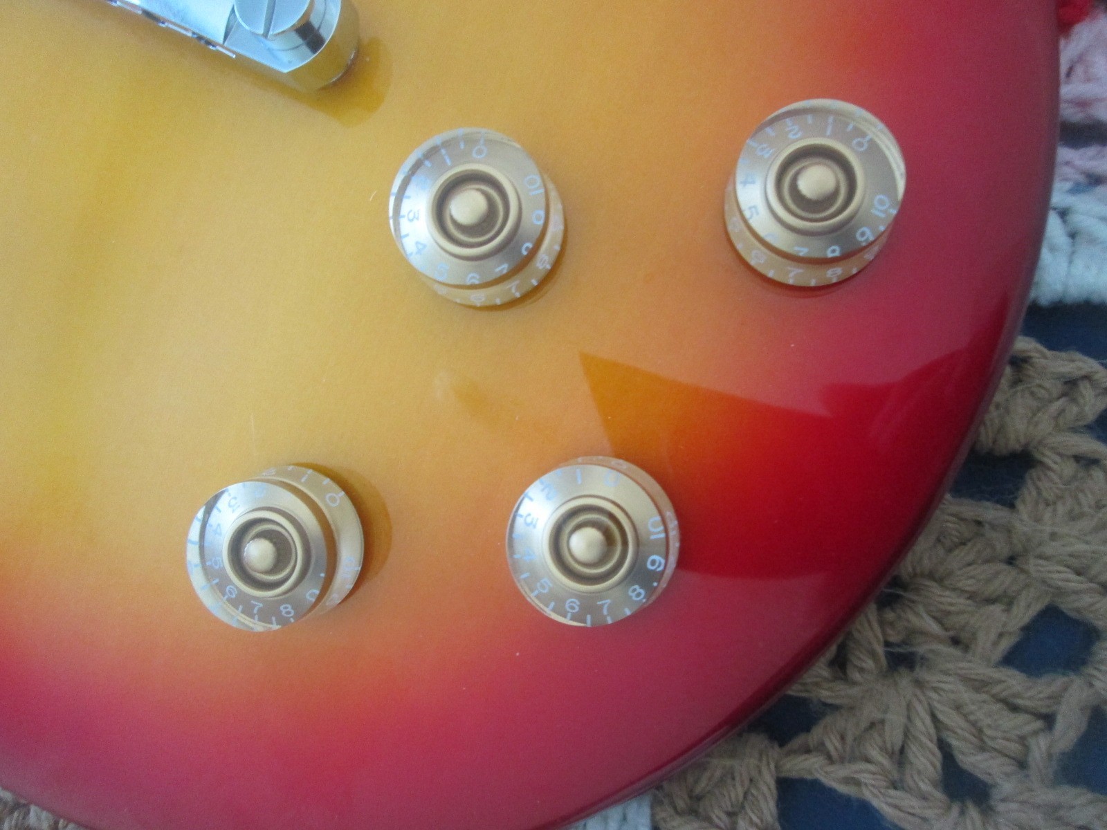 Epiphone Les Paul 100 Electric Guitar