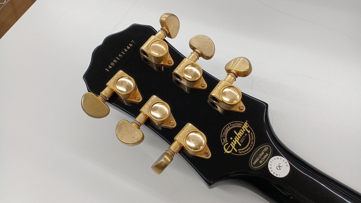Epiphone Les Paul Custom Pro Electric Guitar from Japan Used