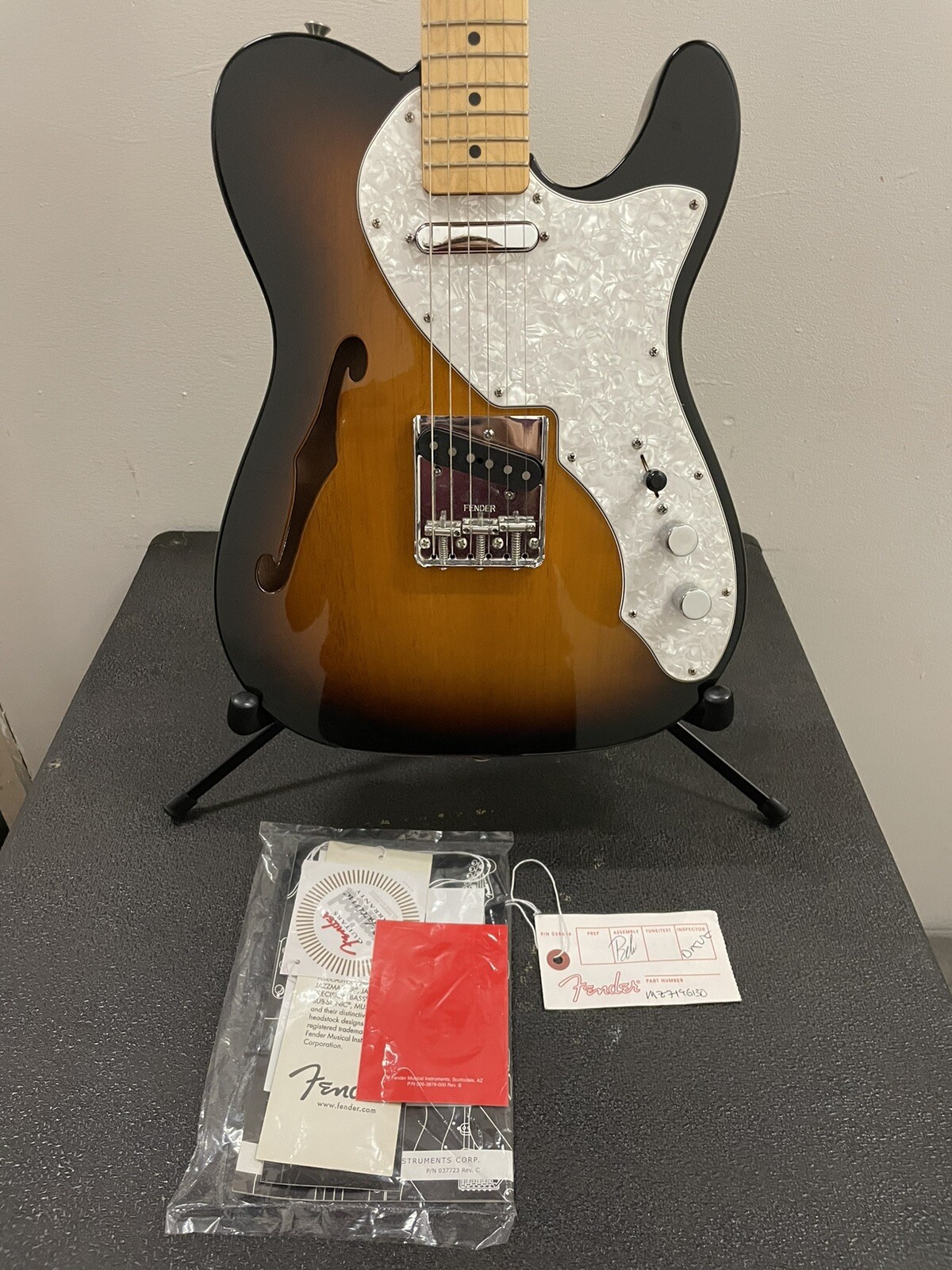 2007 Fender Mexico Telecaster Thinline 1969 Re-Issue 2 Tone Sunburst Guitar