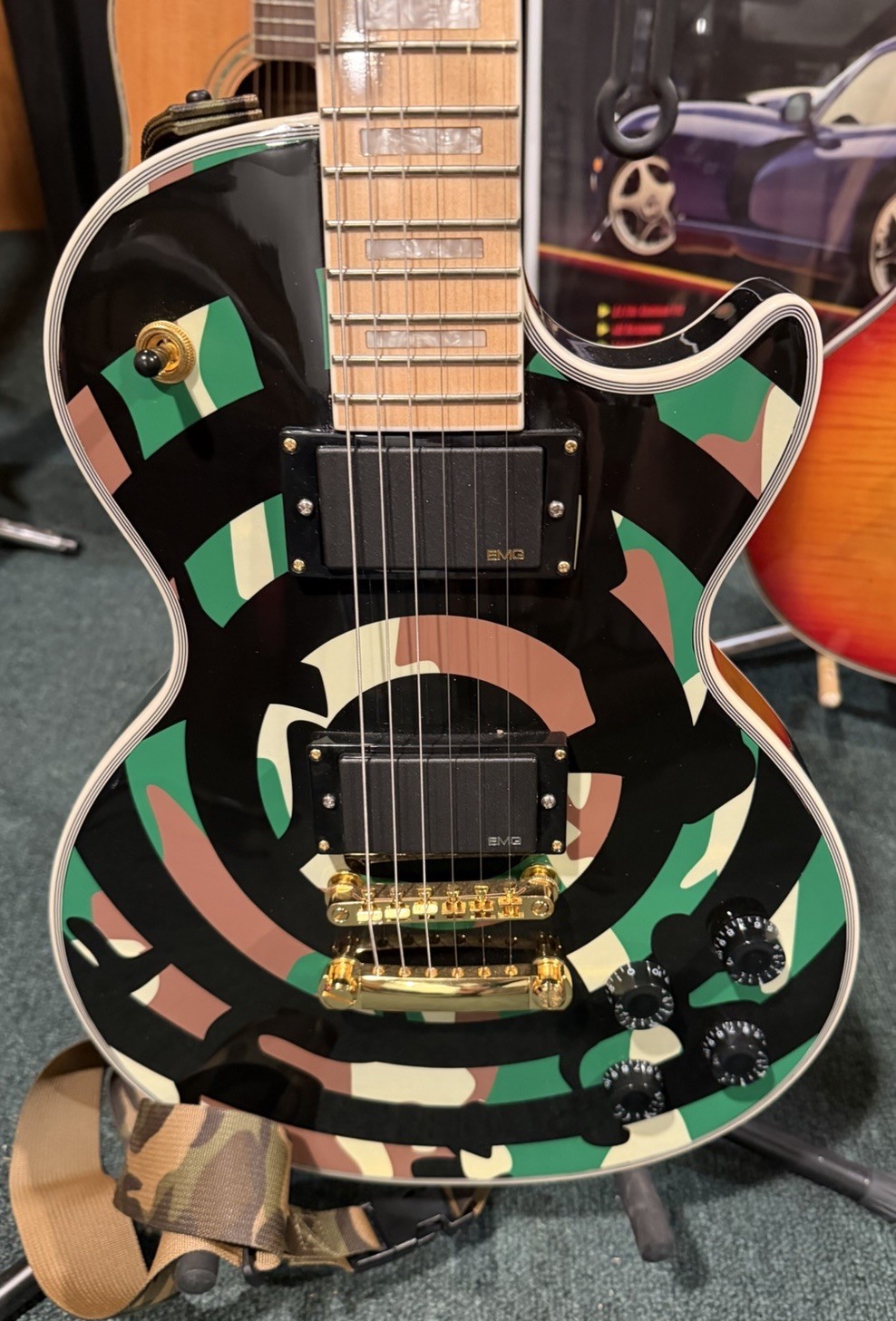 Gibson Zakk Wylde Camo Bullseye Electric Guitar EMG Replica