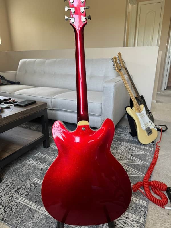 2009 Hagstrom Viking Deluxe, Red Sparkle w/Origanal Hard Case.