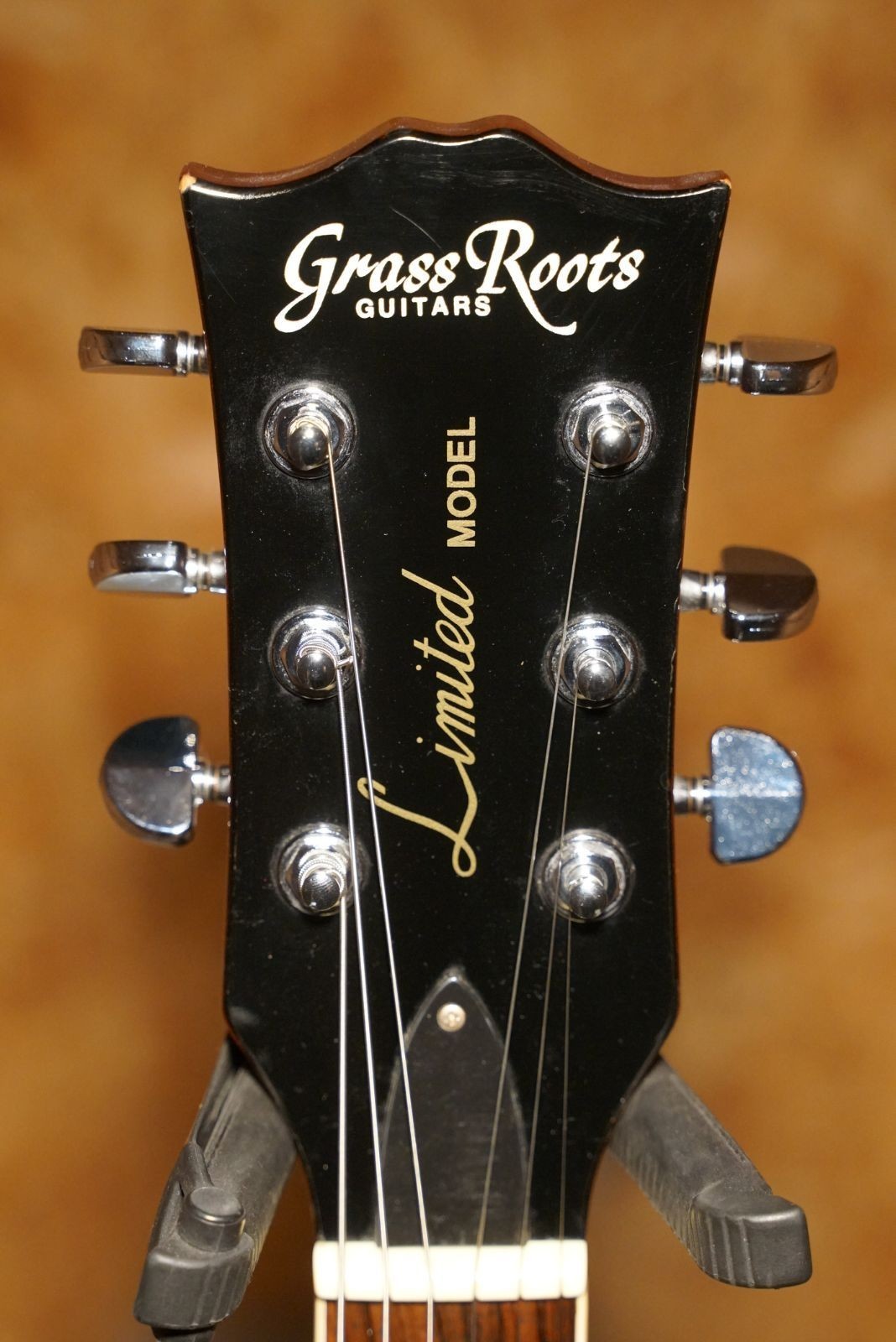 GRASS ROOTS G-LPS Limited Model Electric Guitar Used