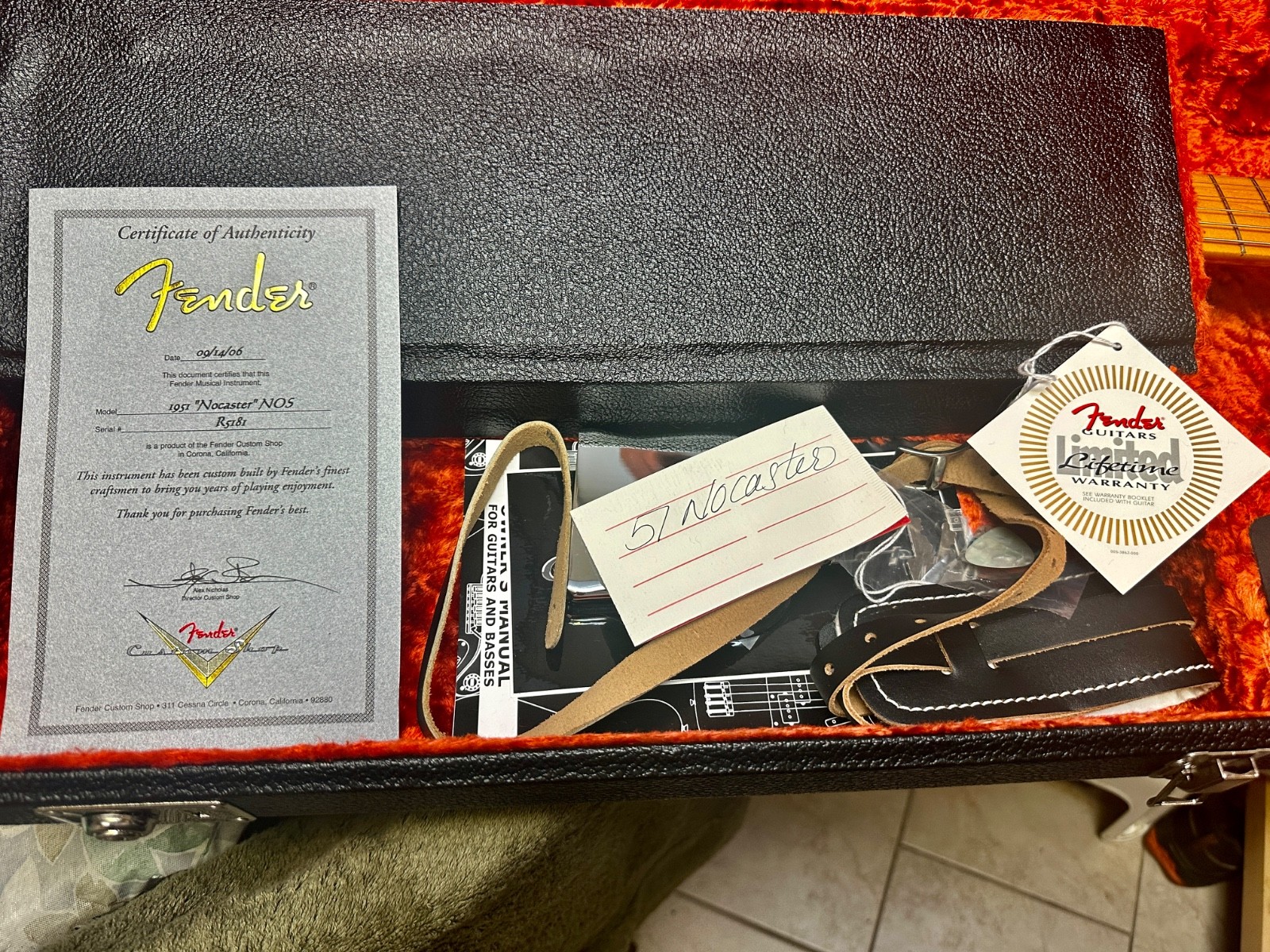 2006 Fender 1951 Custom Shop Nocaster R5181 NOS & Fender Case