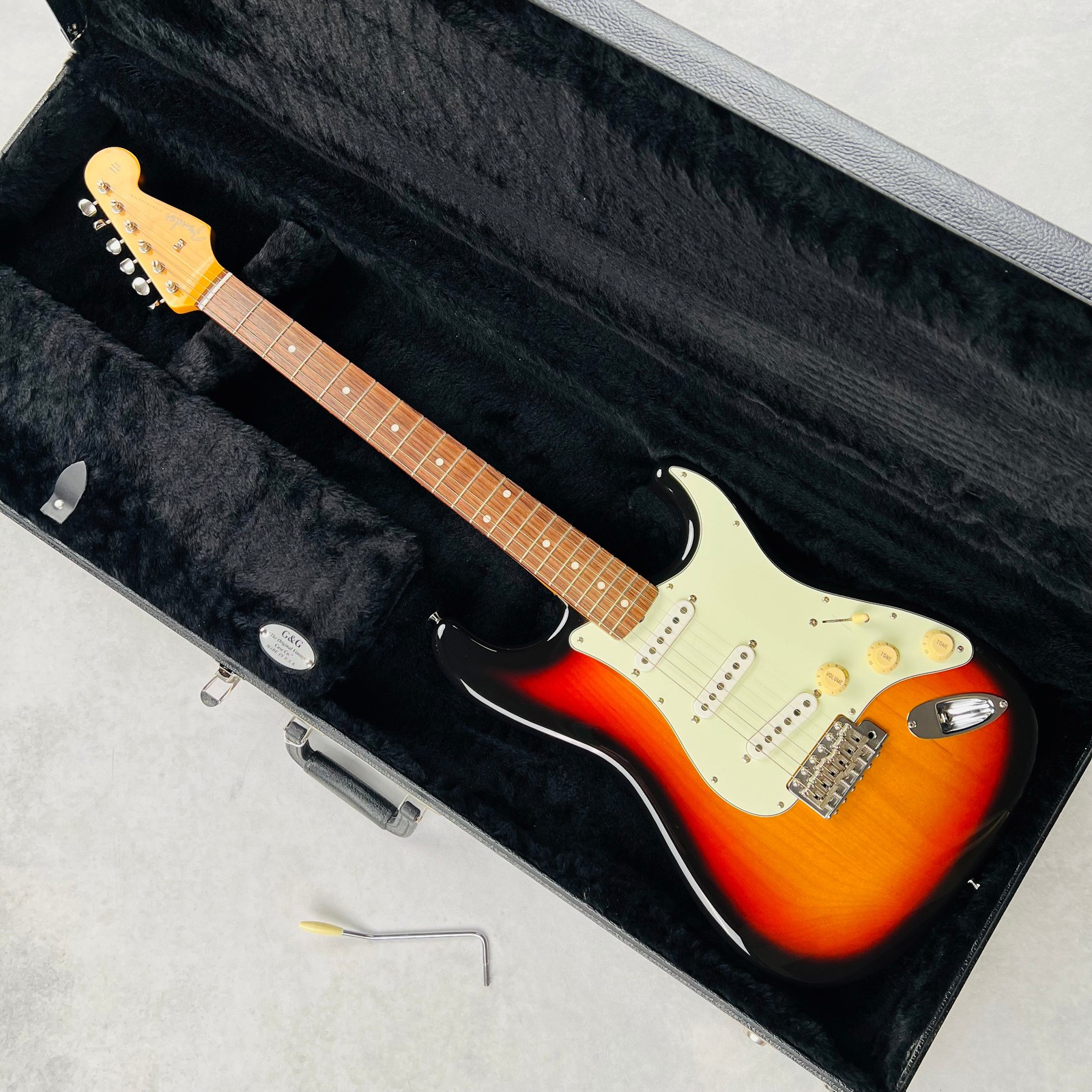 Fender ST-62 Stratocaster Crafted In Japan with HSC 2006 – 3-Tone Sunburst