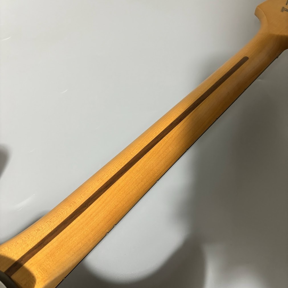 Fender American Ultra II Stratocaster Texas Tea gig bag 3.61kg Electric Guitar