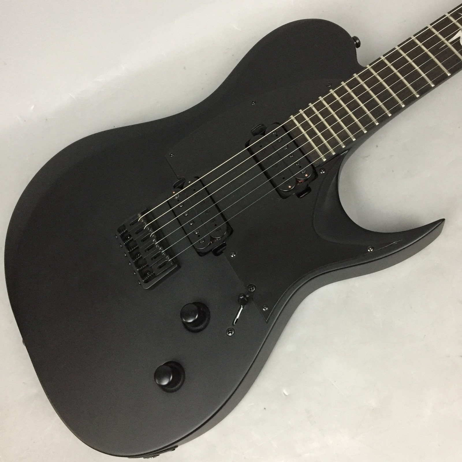 Solar T2.6C Used Ash Body Ebony Fingerboard Carbon Black Matte w/Soft Case