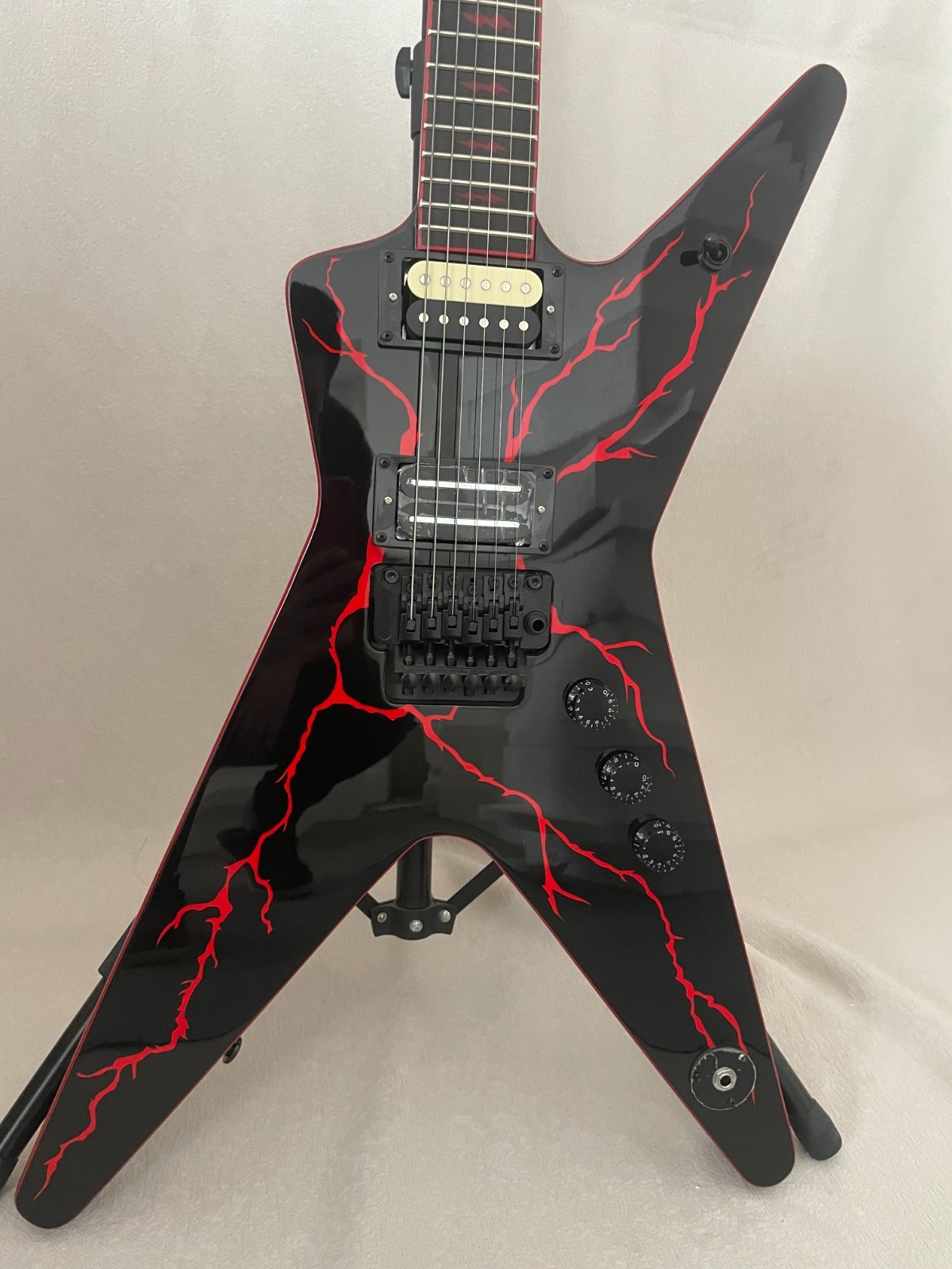 Dimebag Darrell Model Electric Guitar Black Panel Red Lightning 6 Strings