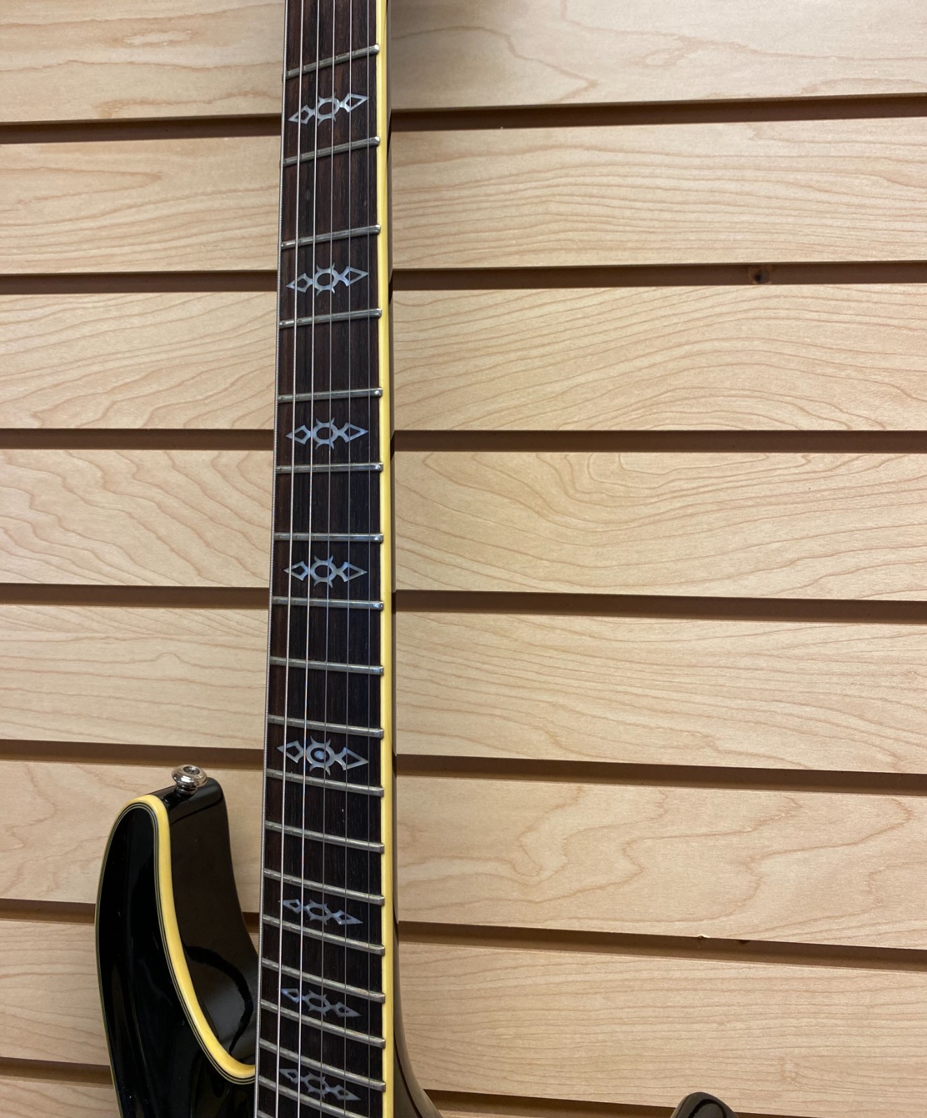 Schecter Hellraiser Diamond Series Special C-1 FR W/Soft Case