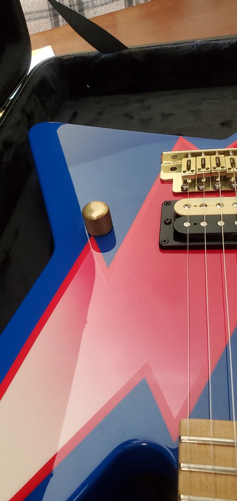Charvel Custom Shop USA Retro Star Lightning Bolt Guitar with Hard Case