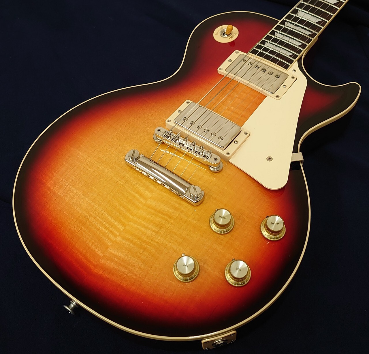 Gibson Les Paul Standard 60s GC Triburst 2023 Used Electric Guitar