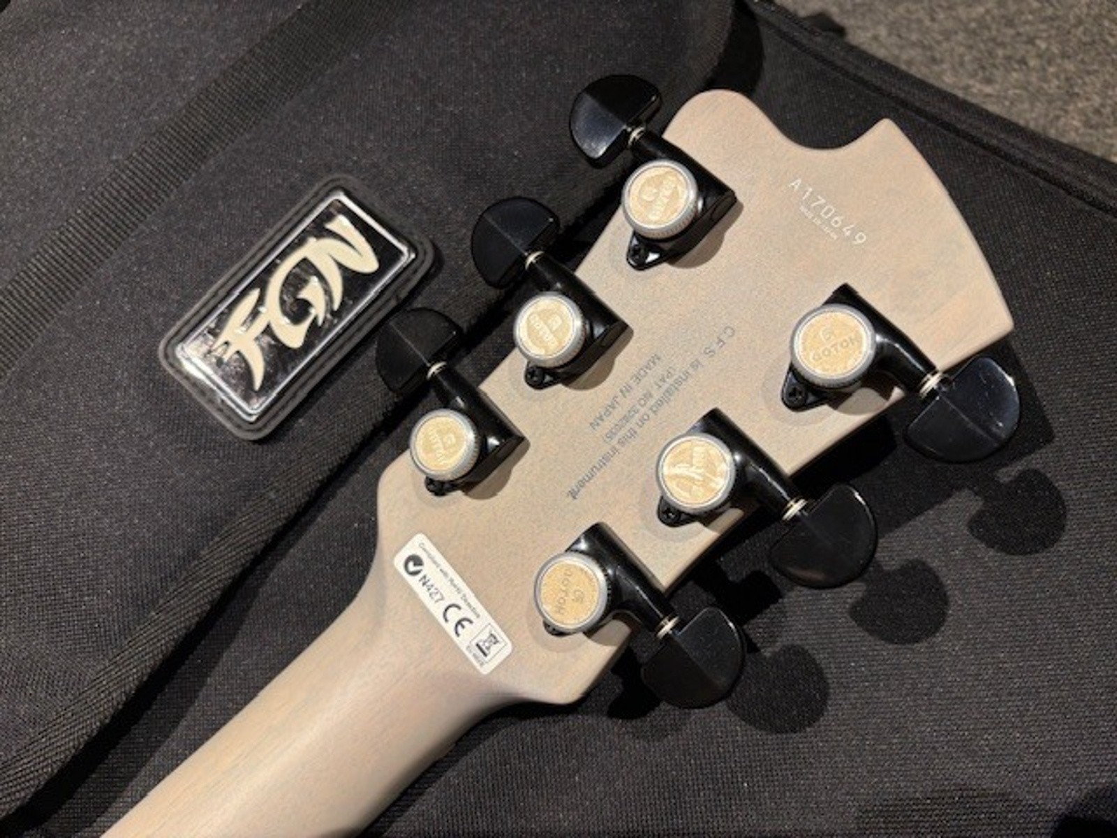 Fujigen(FGN) JFL-FT-ASH-DE664-M Used Ash Body Mahogany Neck White w/Soft Case