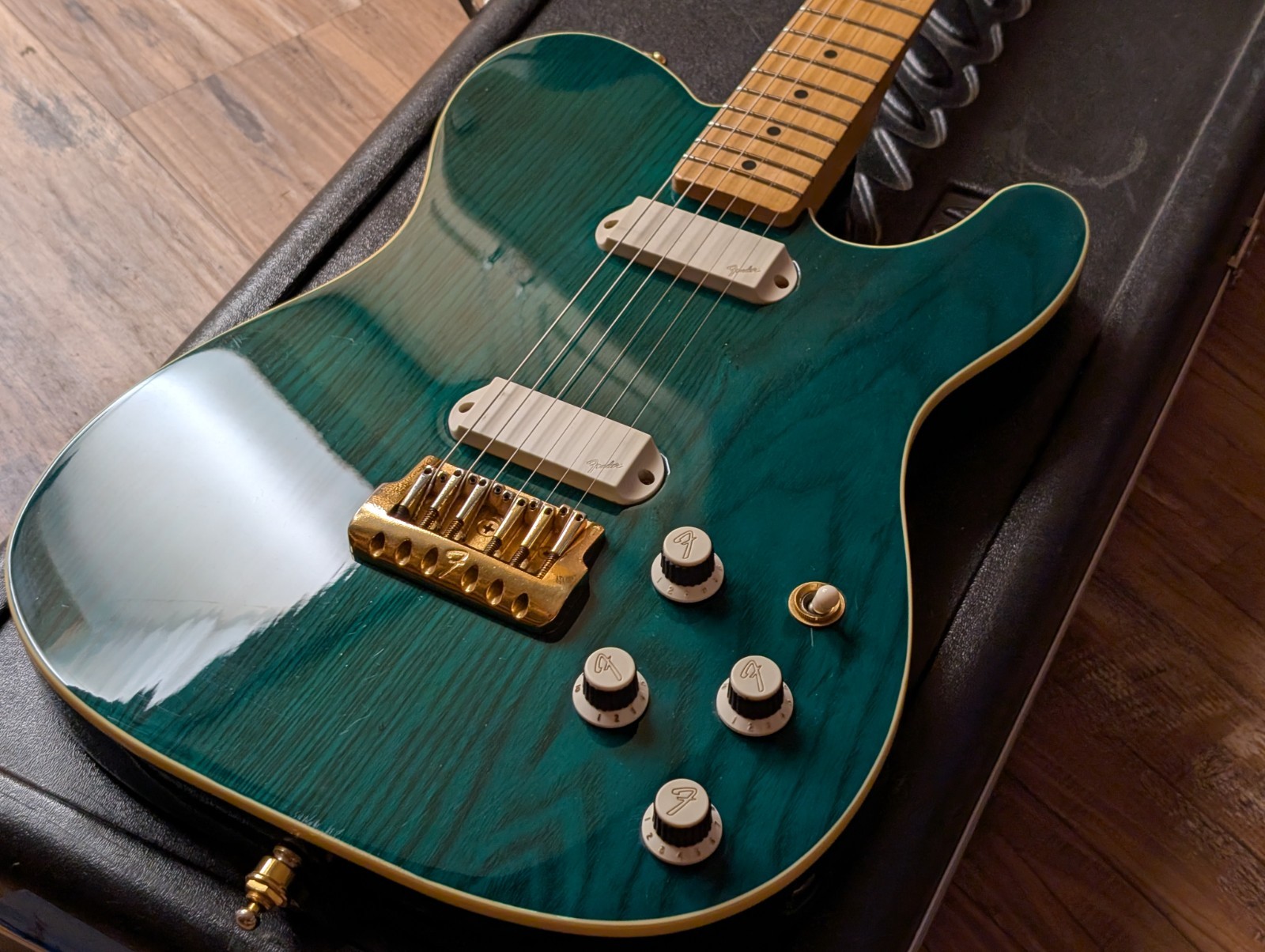 1983 Fender Telecaster Elite Gold Electric Guitar Trans Emerald Green W/HSC