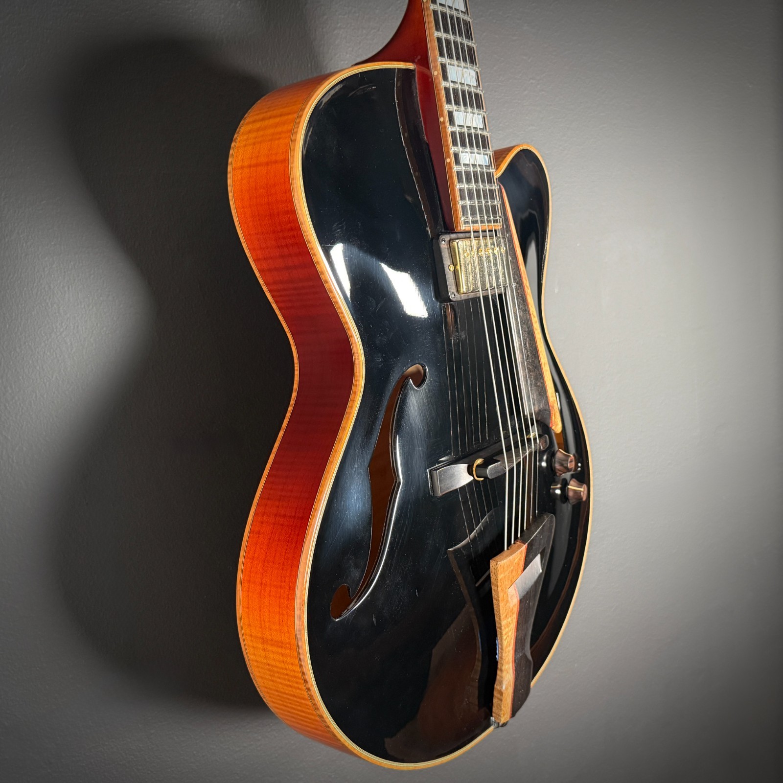 2010 Comins Classic 16-inch Electric Archtop