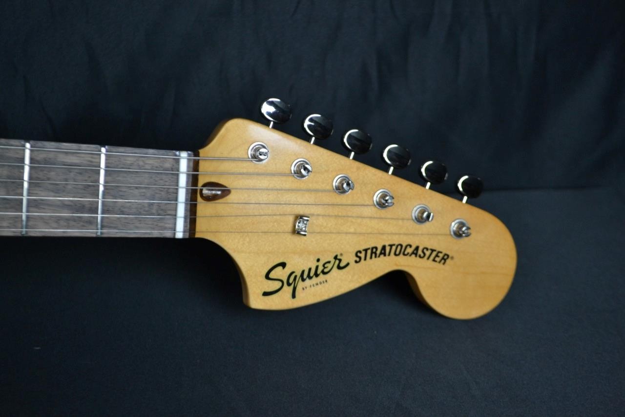 SQUIER FSR CLASSIC VIBE ’70s STRATOCASTER, SONIC BLUE, Int’l Buyer Welcome