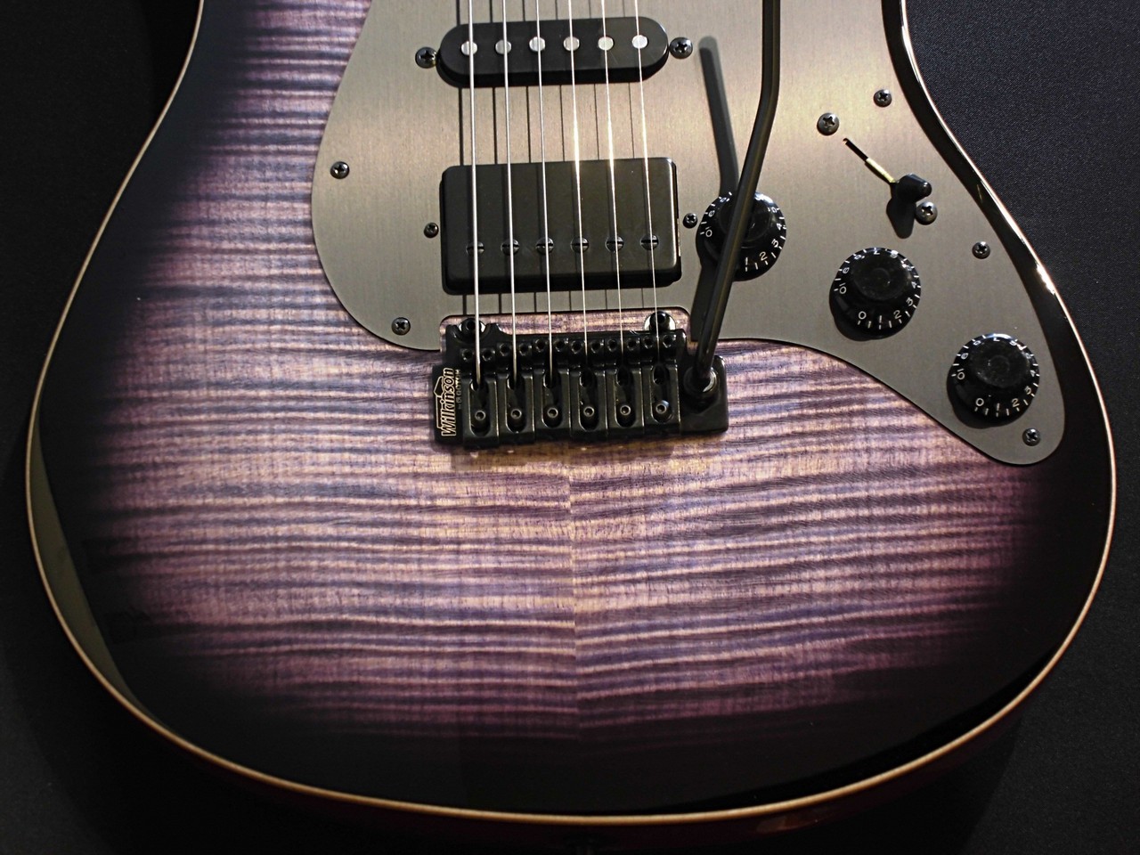 Black Smoker Futura-SV SSH 4A Flame Maple Top Purple Burst MH 3.83kg Excellent w