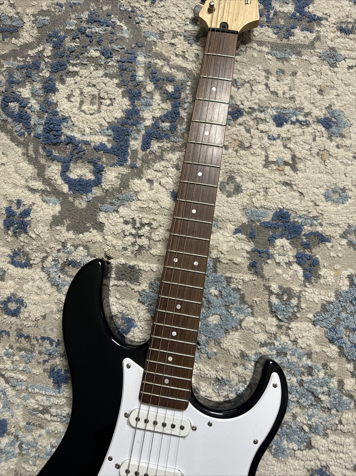 Yamaha Pacifica PAC012 Electric Guitar