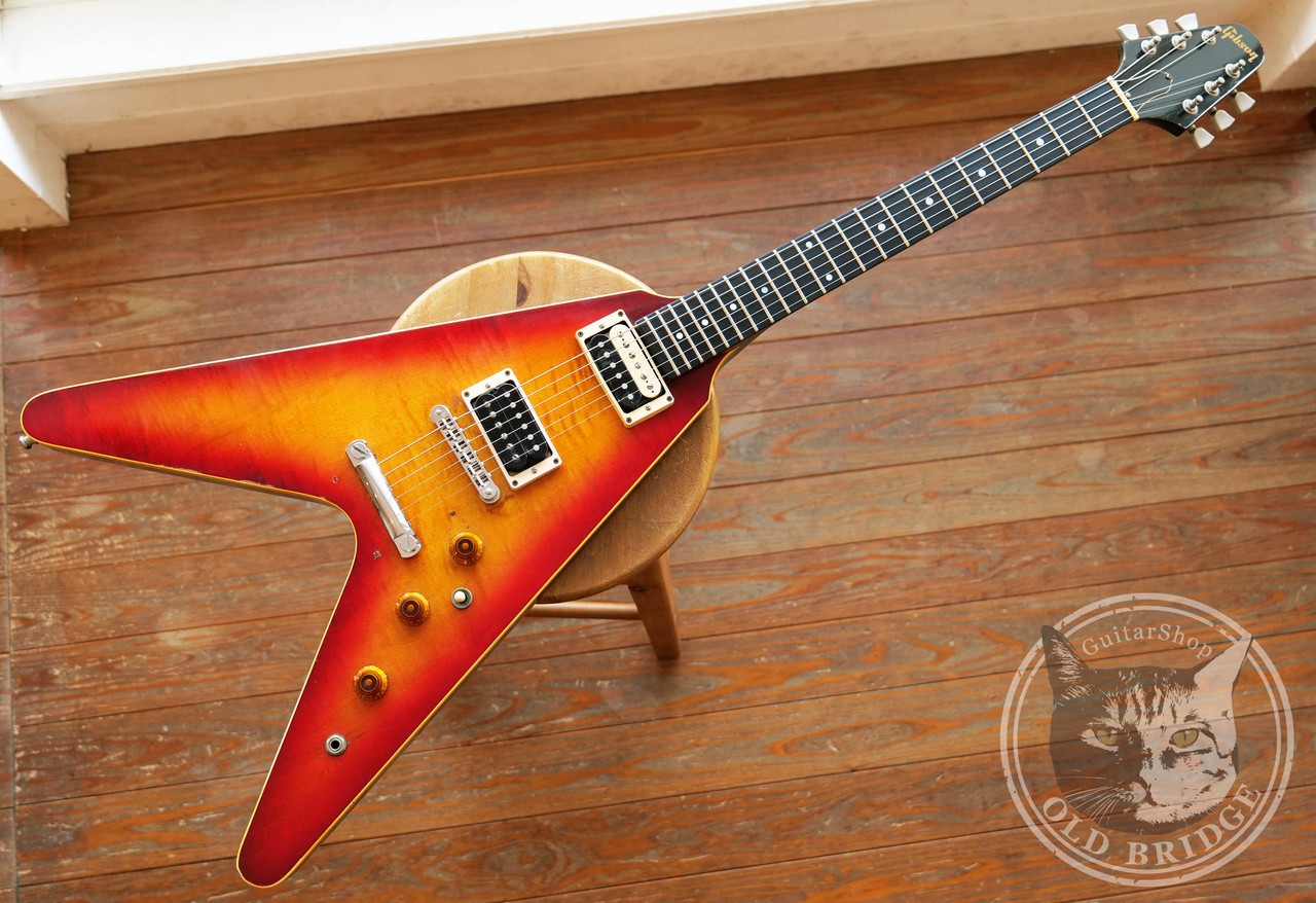 Gibson Flying V ‘THE V’ Sunburst 1981 Vintage Electric Guitar USA w hardcase