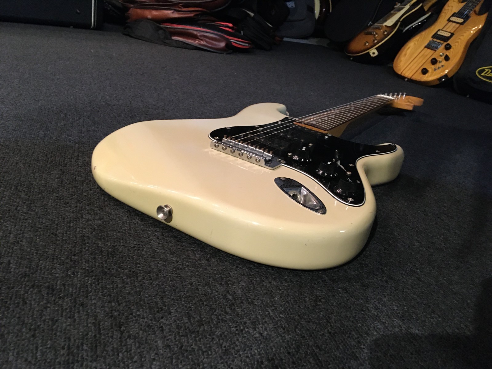 No.077722 TOKAI SS-36 WHT/R JAPAN VINTAGE Very good condition