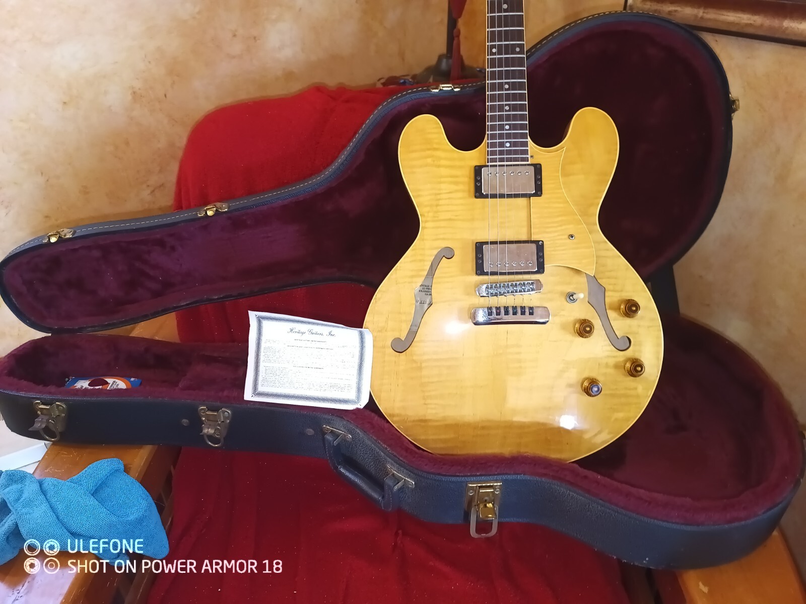 1989 Heritage 535 Guitar AUT NAT very warm sound