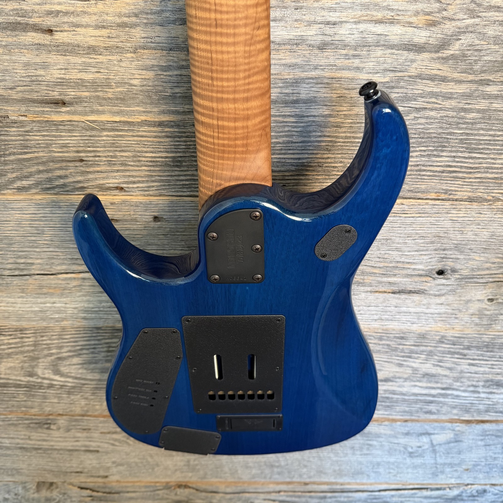 Ernie Ball Music Man JP15 7-String Electric Guitar – Ultramarine Quilt