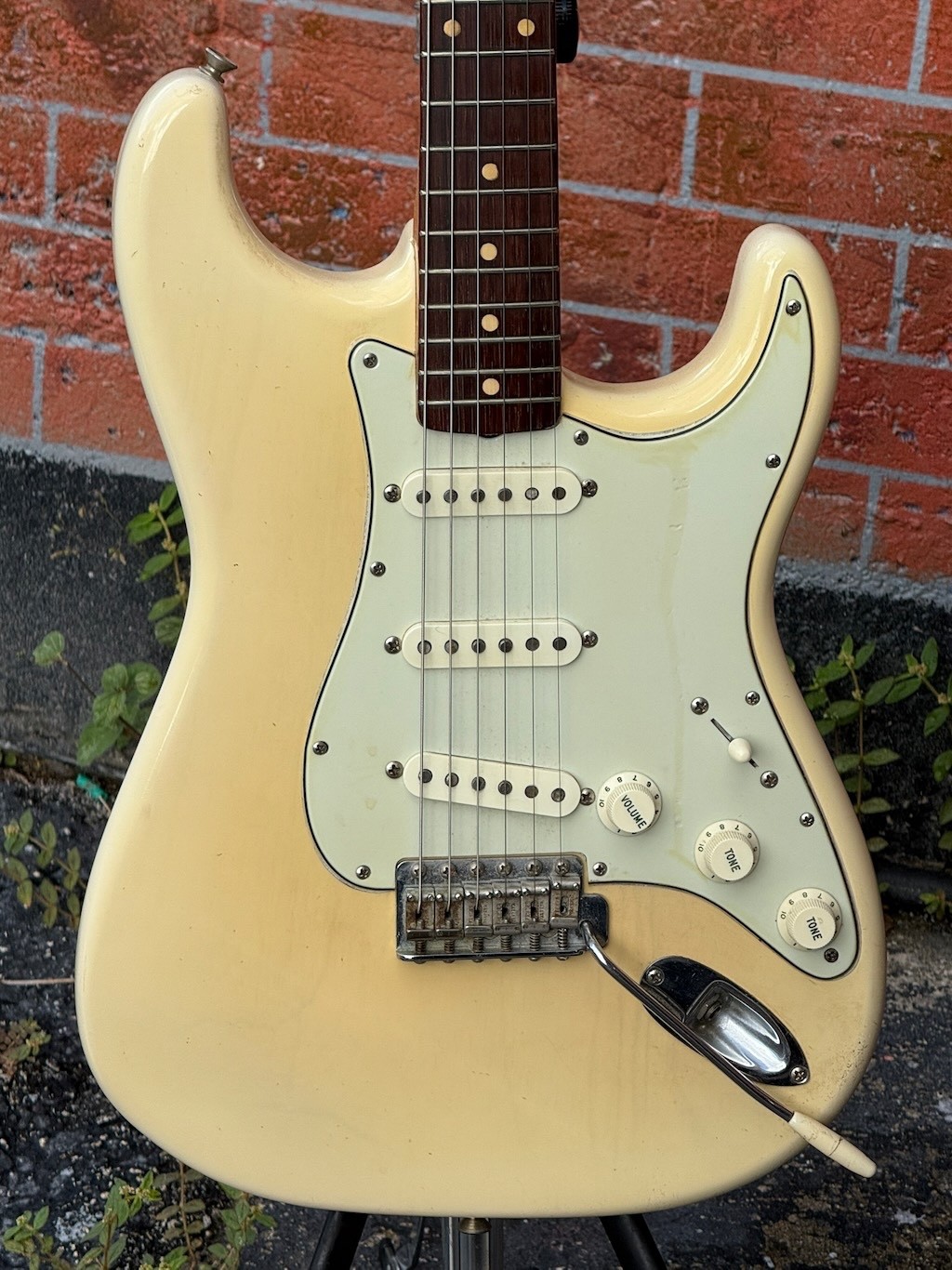 1960 Fender Stratocaster a stunning see-thru Ash Body Blonde w/a Slab neck !