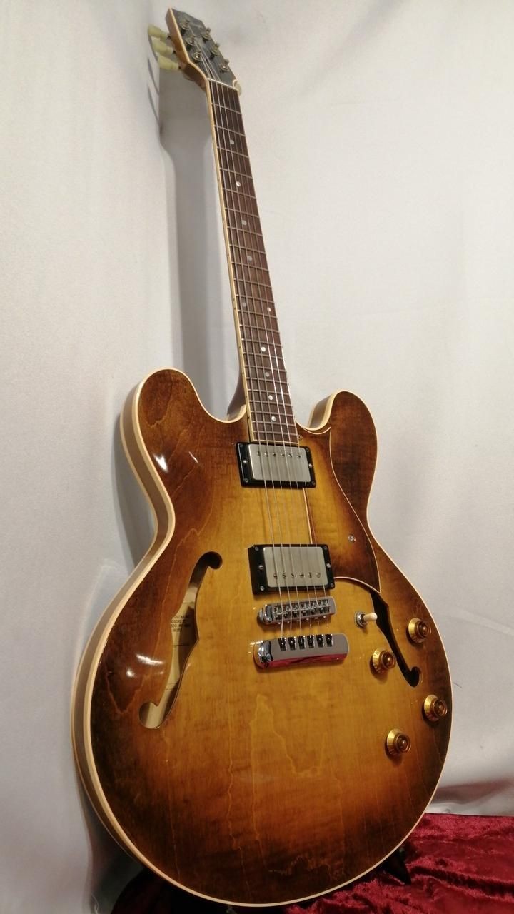 THE HERITAGE Electric Guitar H-540 Used
