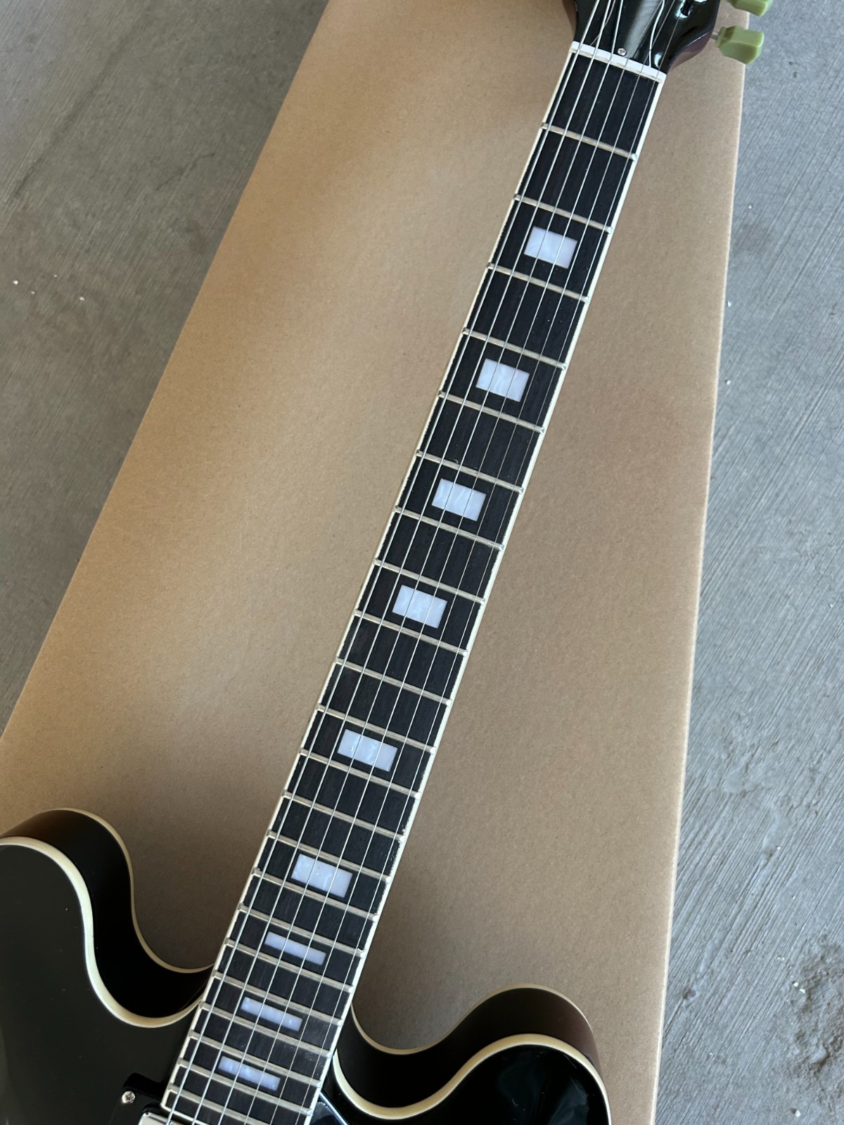 Sunburst 335 Electric Guitar Semi Hollow Body Tune-O-Matic Bridge Rosewood