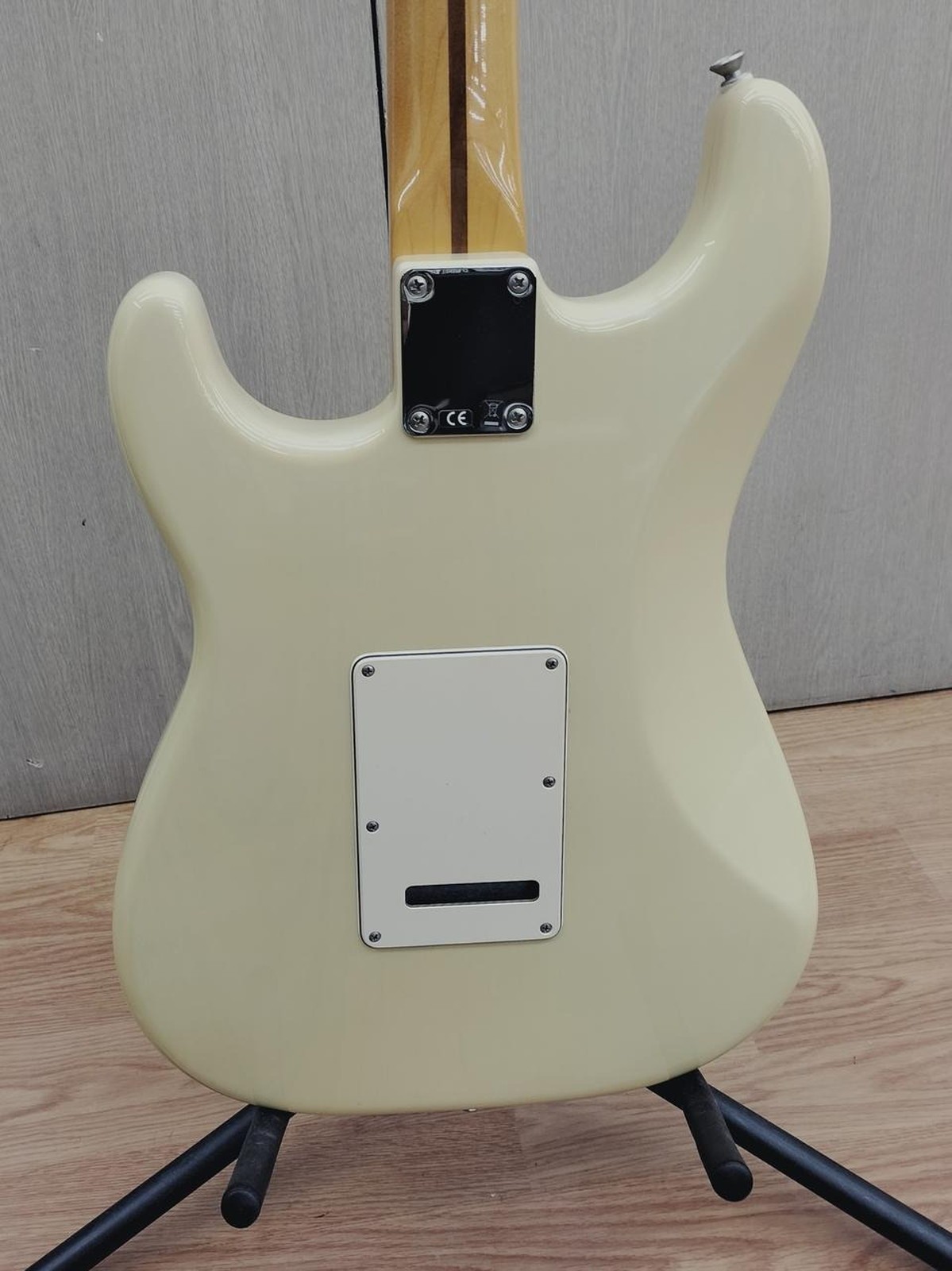 FENDER MEXICO STRATCASTER Used Alder body Maple neck Maple fingerboard White