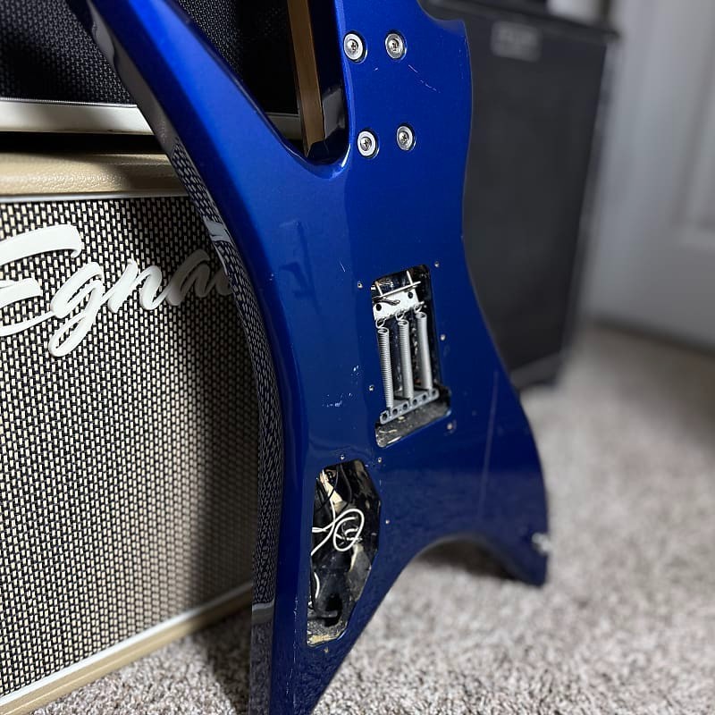 Hondo H-2 1980’s Guitar – Blue