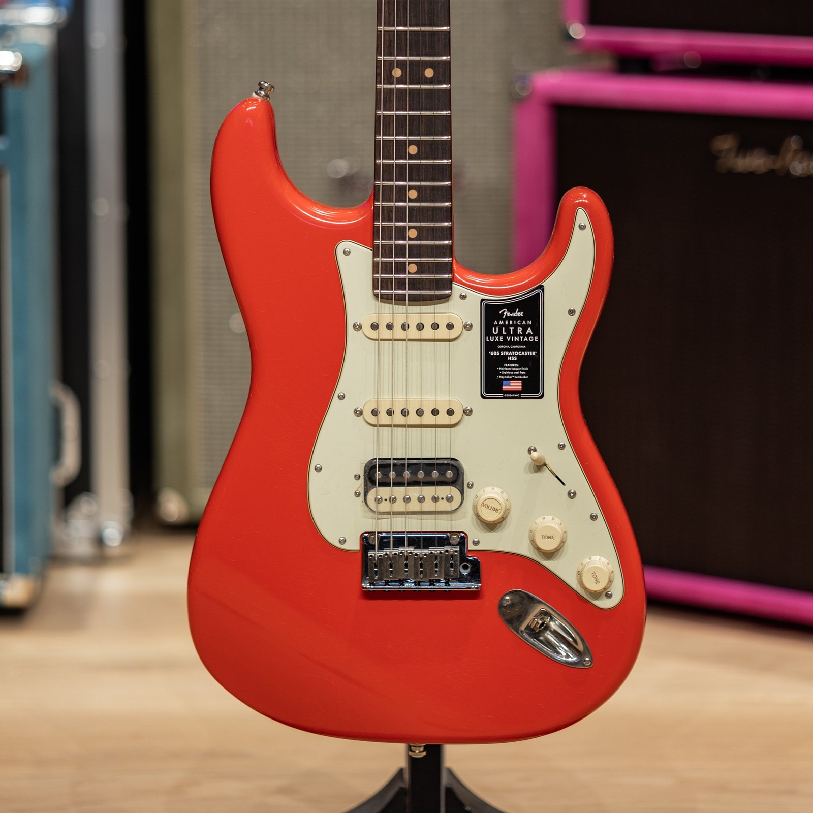 Fender American Ultra Luxe Vintage ’60s Stratocaster HSS – Fiesta Red