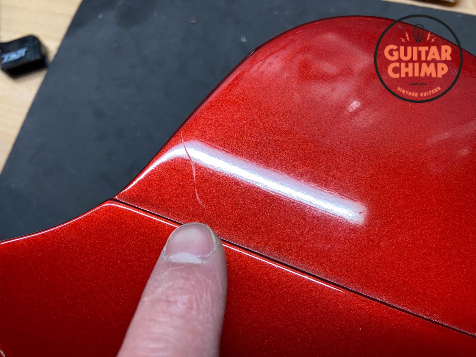 2006 Gibson Firebird VII Metallic Red | Gibson Firebird Case