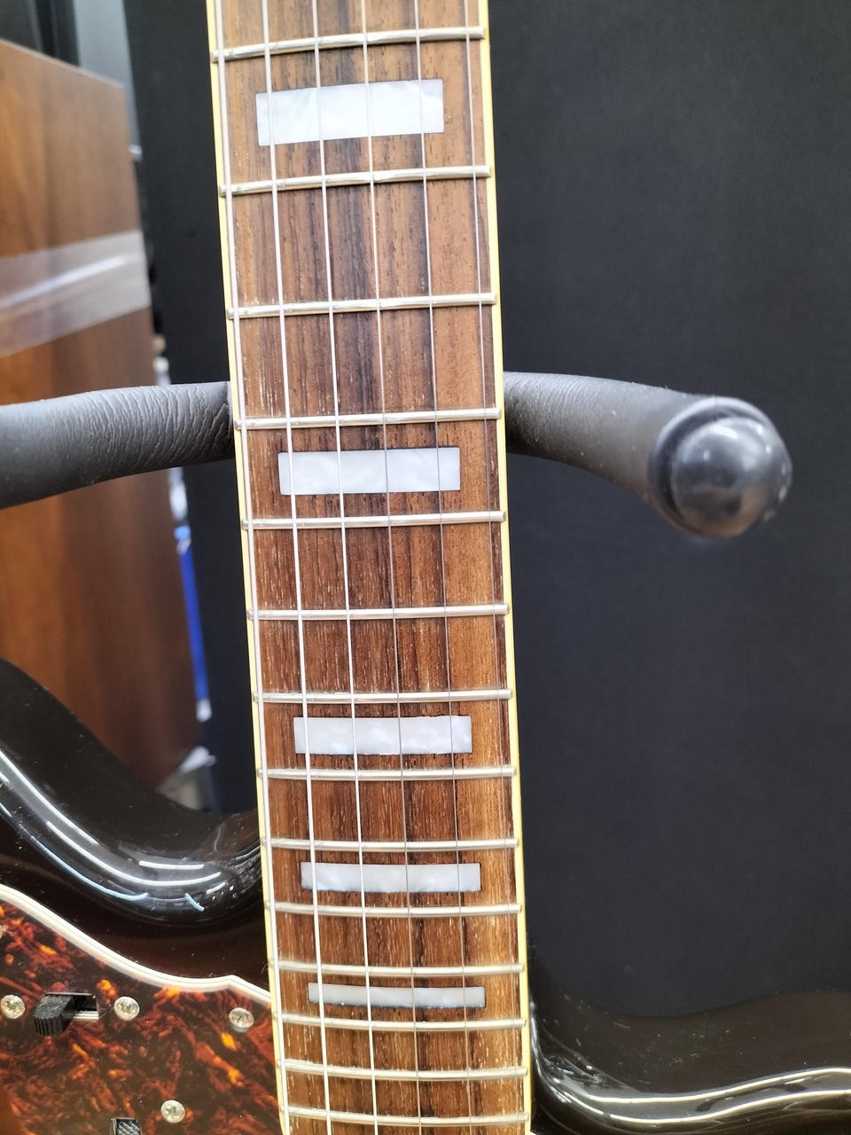 FENDER JAPAN JM66B Electric Guitar