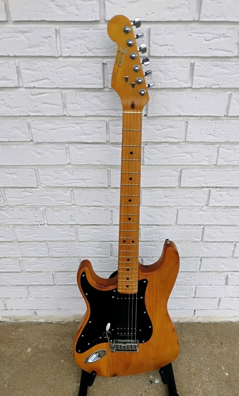 Fender Stratocaster w/HSC! Made in the USA! -LL