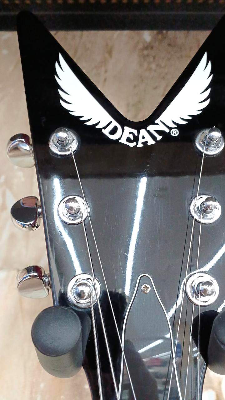 Dean 35th Anniversary Limited Flying-V Guitar V-35 Cherry Sunburst w/Hardcase
