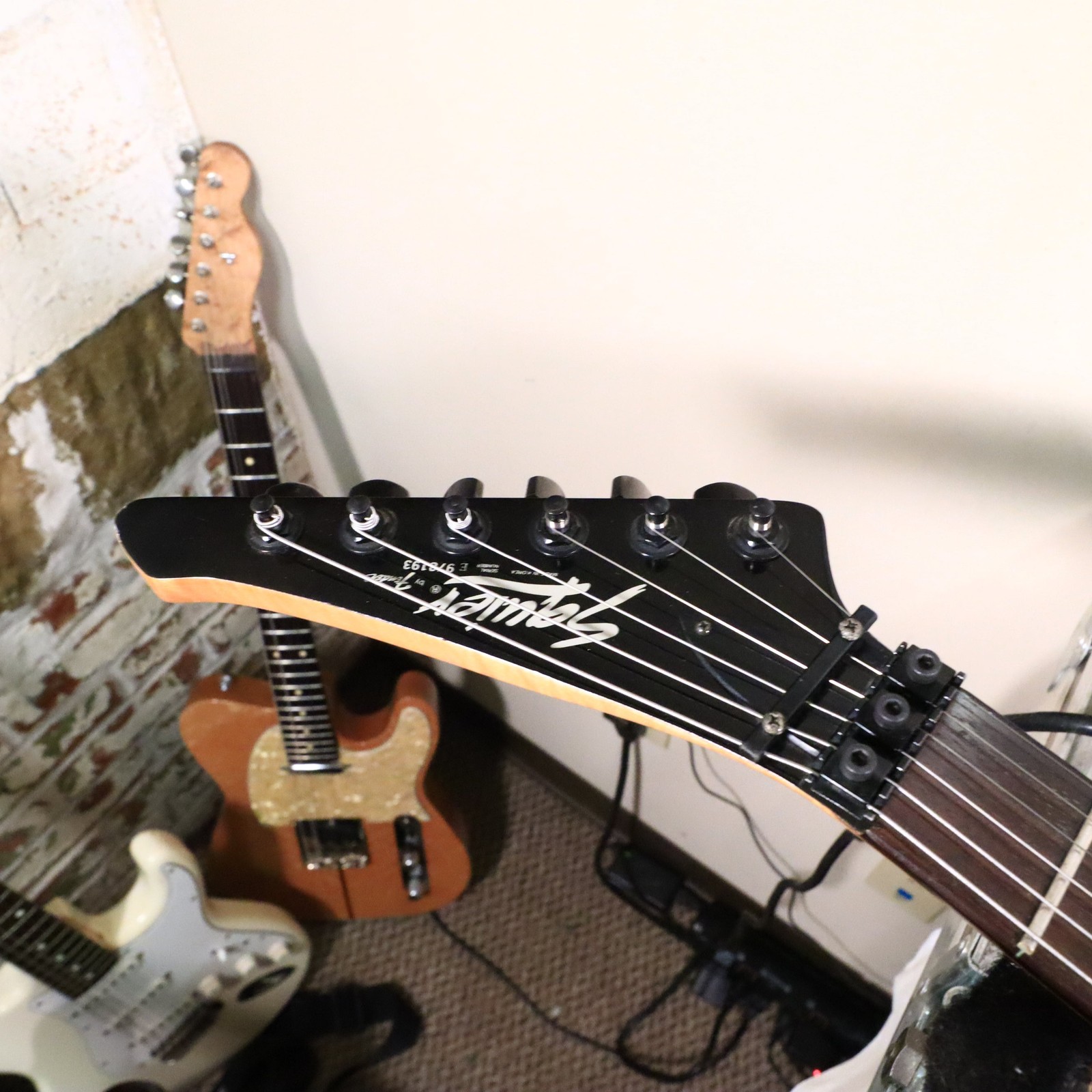 1989 Squier FR-212 Floyd Rose II Black Korea Reverse Headstock RARE HM