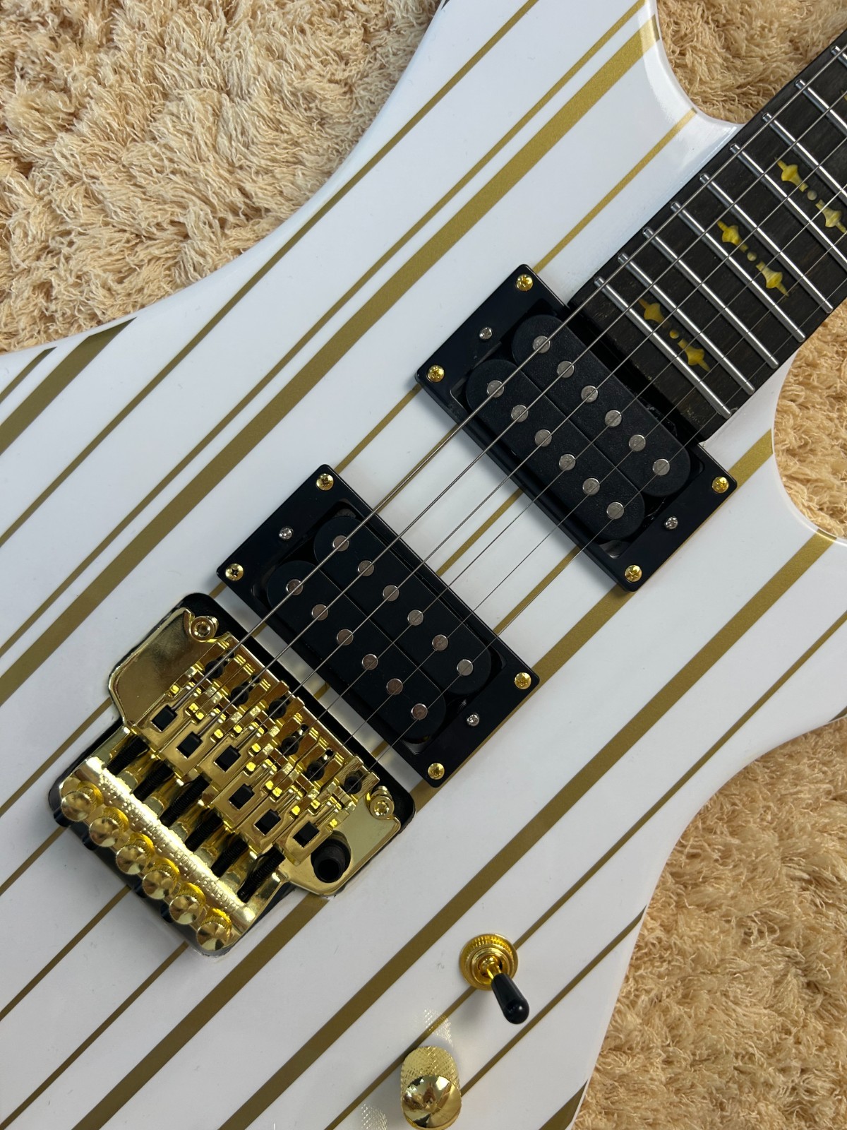 White&Gold Synyster Gates Electric Guitar Gold SYN Death Bat Rosewood Fretboard