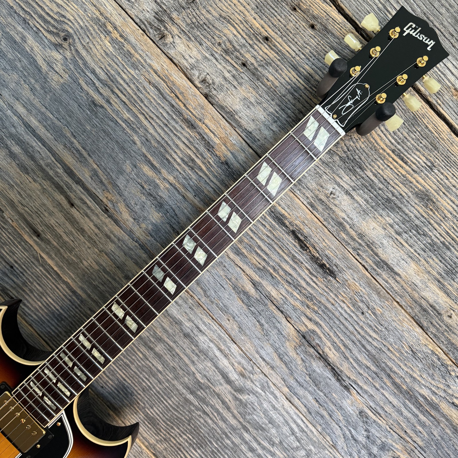 Used Gibson Custom Shop Johnny A Spruce Top – Vintage Sunburst w/OHSC