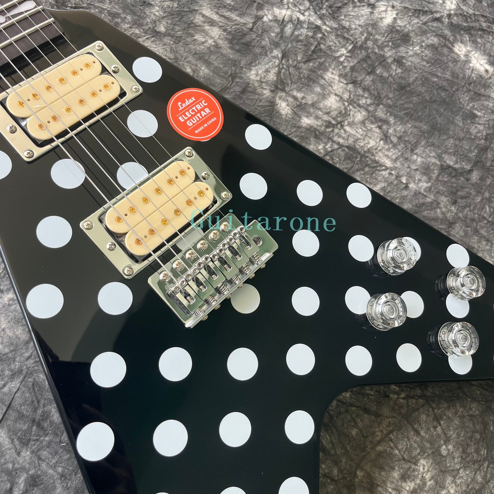 ​v Shape Electric Guitar HH Pickup Polka dot Print Stainless Steel Fret In Stock