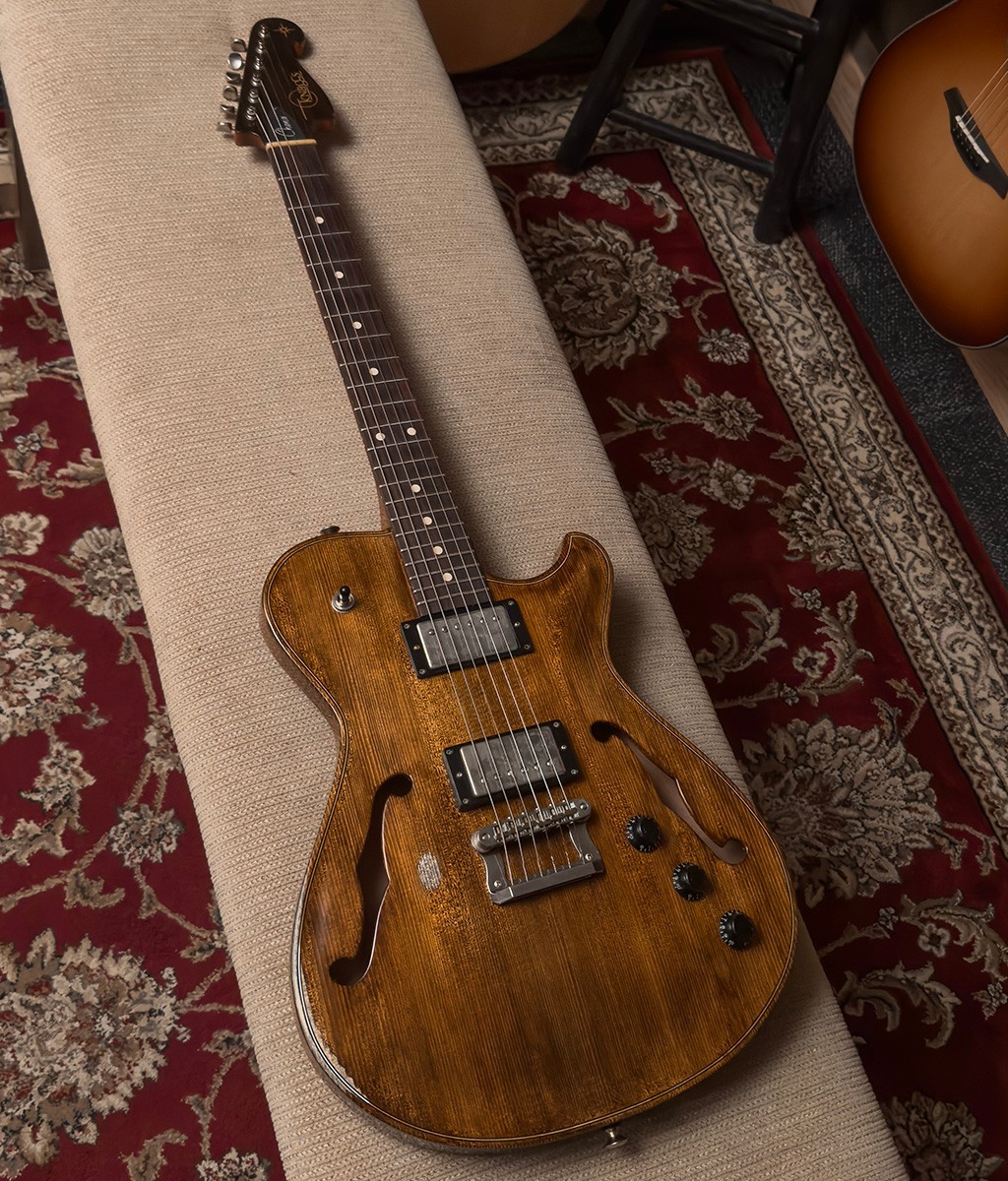 Knaggs Chena SVHS Old Violin Semi-Hollow Electric Guitar – with Hard Case