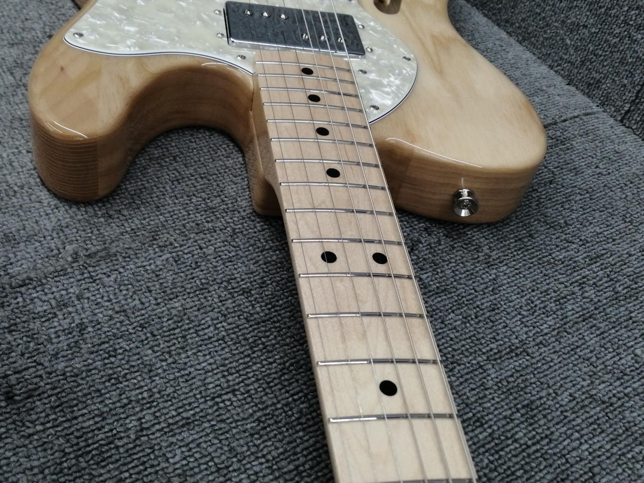 FENDER JAPAN TRADNLⅡ 70s TELE THINLINE Telecaster-type Electric Guitar