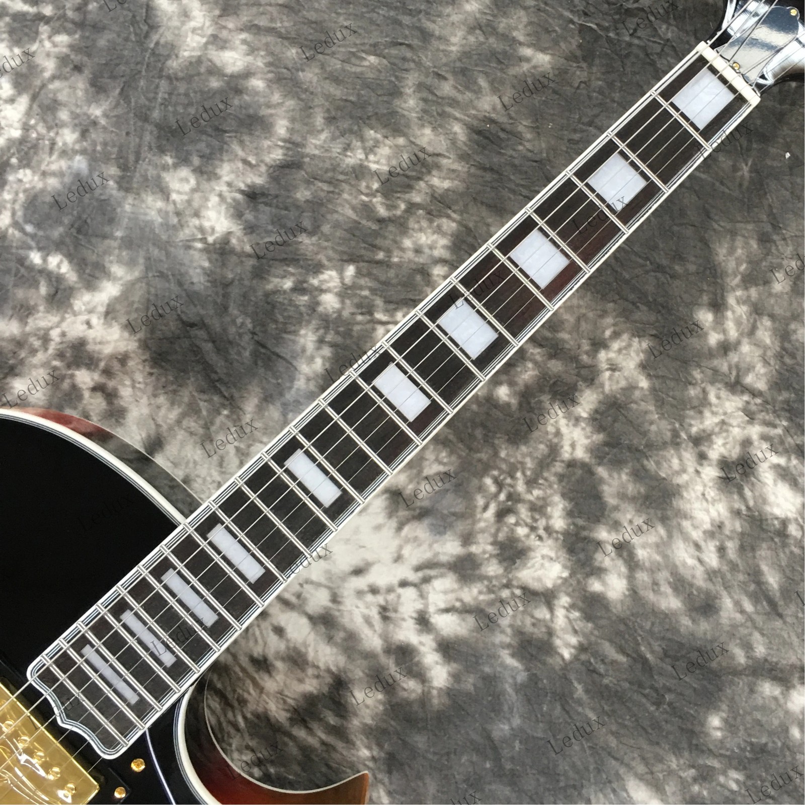 Hollow Jazz Electric Guitar Stainless Steel Rounded Frets Bone Nut Sunburst