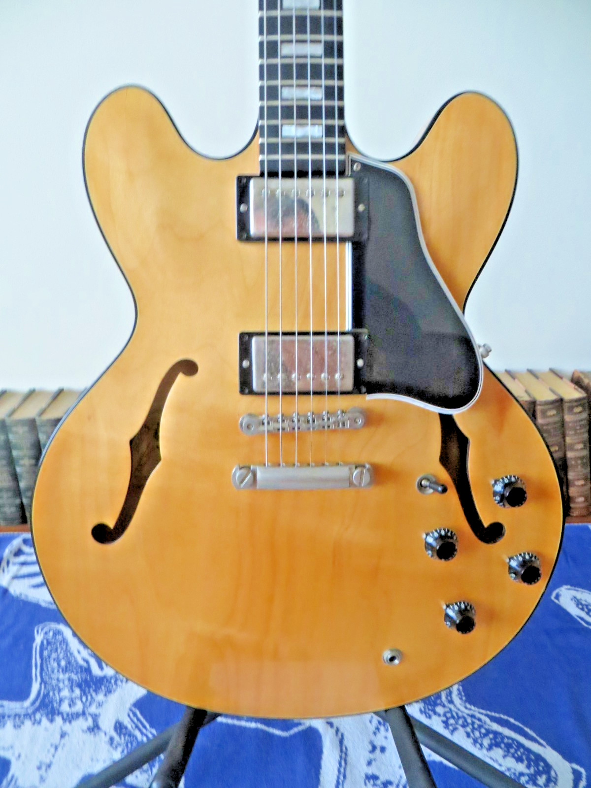 COLLECTOR’S GRADE 1999 Gibson ES-335 – FLAWLESS Natural Finish Semi-hollow ES335